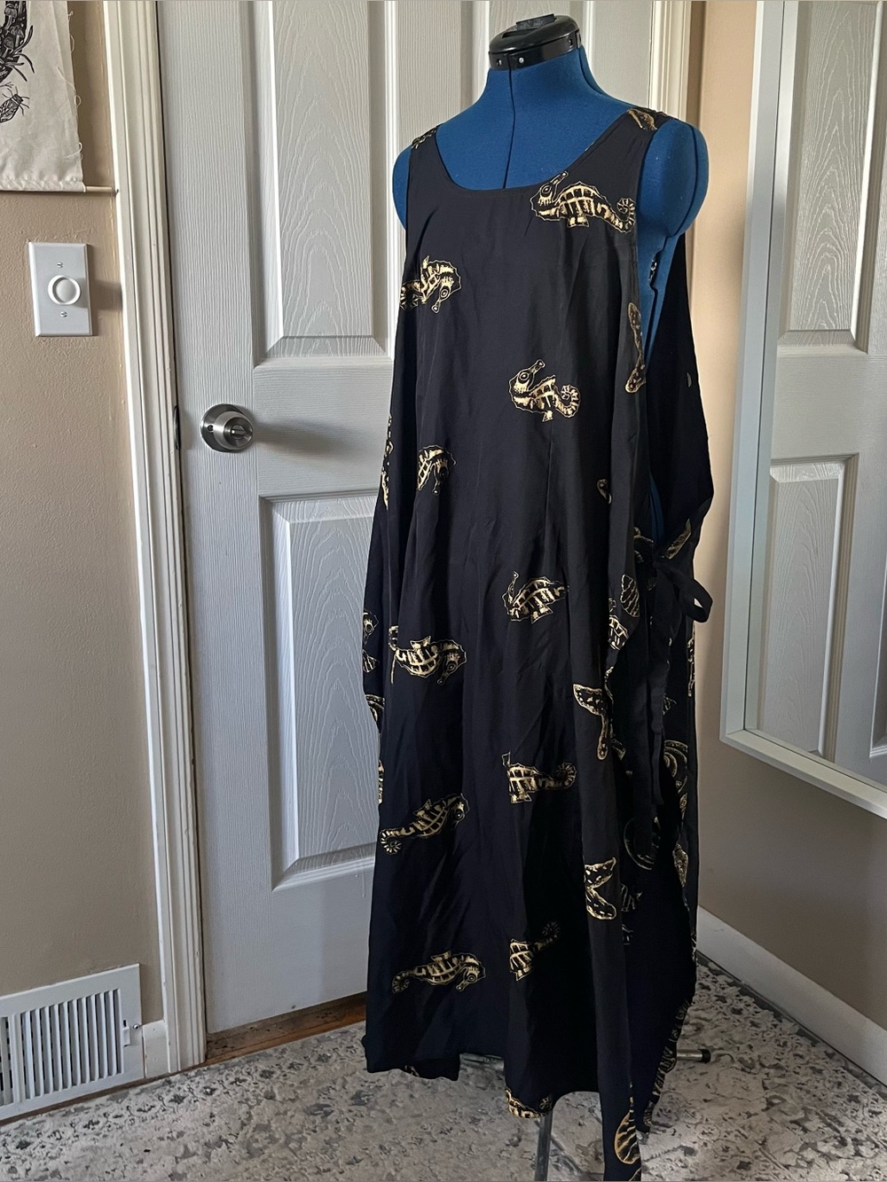 Black & gold seahorse print maxi dress beach cover up with tie waist